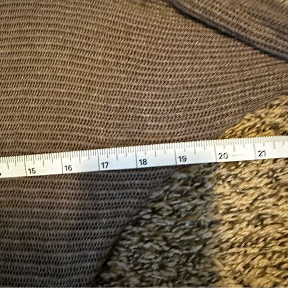 Express women’s sweater xs grayish gold - Picture 7 of 8